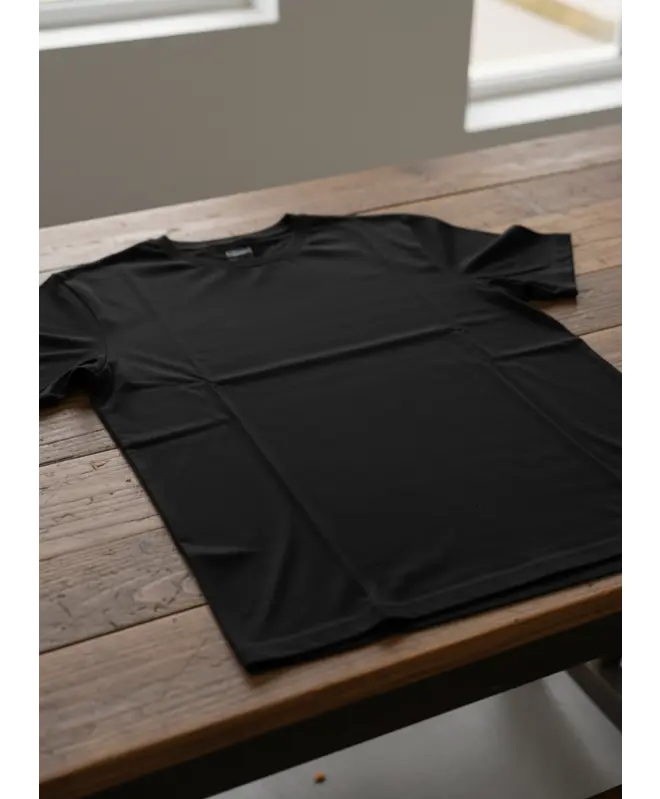 Футболка из плотной ткани